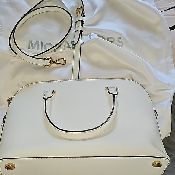 Michael Kors Veronica Crossbody Bag - Picture 11 of 11
